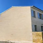 Holiday home Maison Des Vignes, Climatisee Avec Menage, Draps Et Serviettes Inclus *