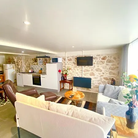 Maison Des Vignes Hébergement de vacances Tabanac