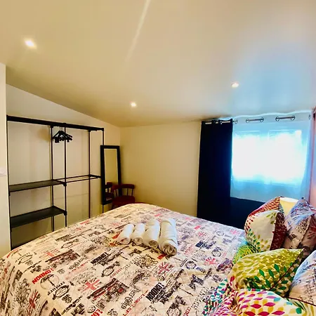 Maison Des Vignes Avec Menage, Draps Et Serviettes Inclus 度假居 *