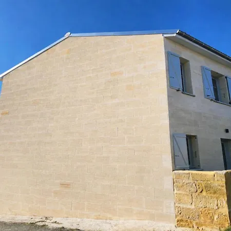 Сasa de vacaciones Maison Des Vignes Avec Pièce à Vivre Climatisée, Ménage, Draps Et Serviettes Inclus *
