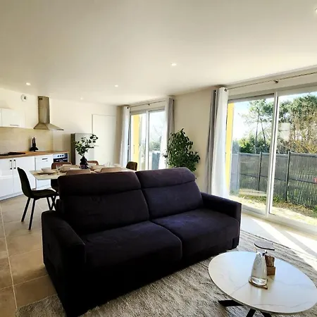 Dom wakacyjny Maison Des Vignes, Climatisee Avec Menage, Draps Et Serviettes Inclus