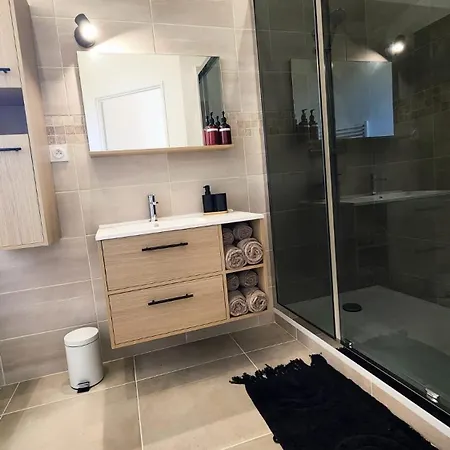 Maison Des Vignes, Climatisee Avec Menage, Draps Et Serviettes Inclus Semesterbostad *
