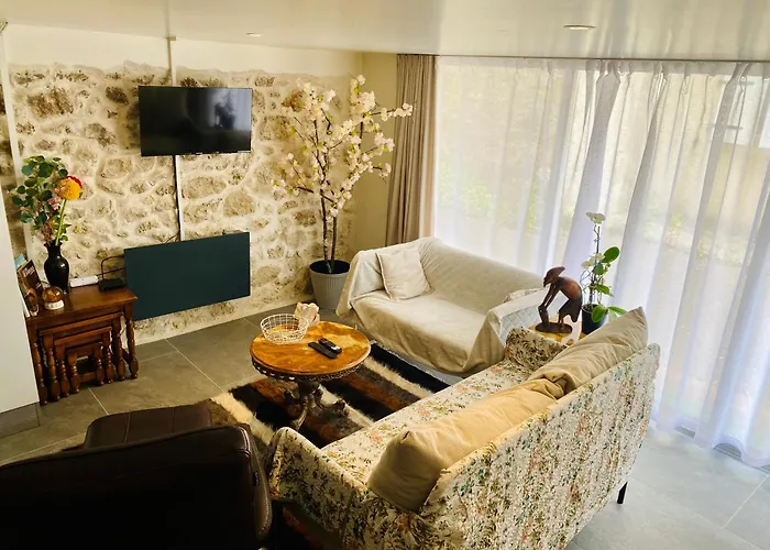 Maison Des Vignes Avec Menage, Draps Et Serviettes Inclus