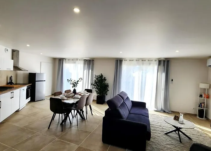 Tatil Evi Maison Des Vignes, Climatisee Avec Menage, Draps Et Serviettes Inclus *