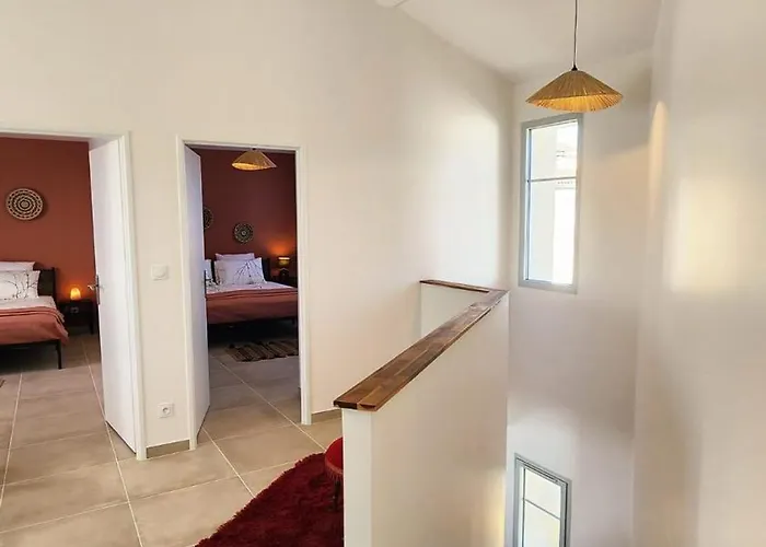 Maison Des Vignes, Climatisee Avec Menage, Draps Et Serviettes Inclus * Tabanac